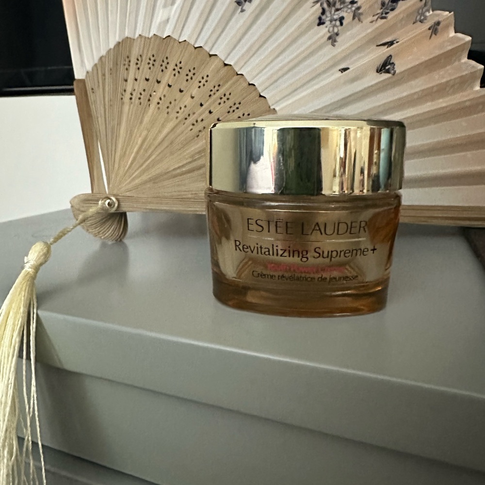 Estee Lauder Revitalizing Supreme+ Cream - Gold